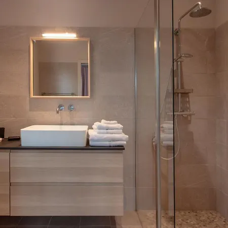 Nakalta Villa Cazoules